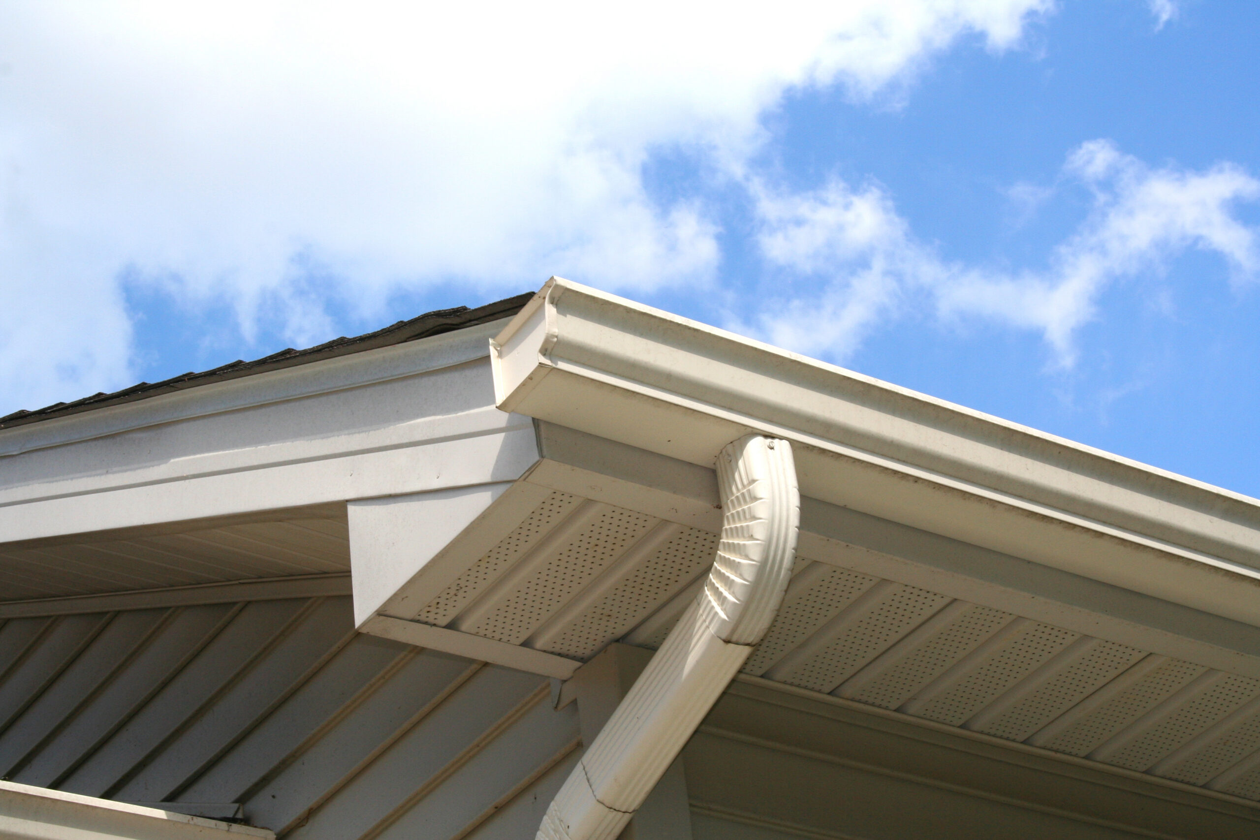 Why Regular Gutter Maintenance is a Must for Omaha Homeowners
