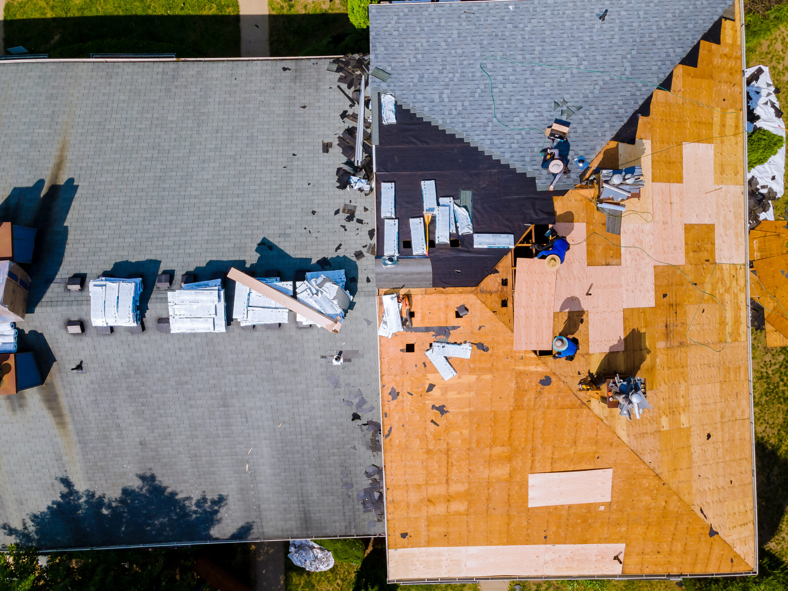 Transform Your Home with Combined Roofing and Siding Upgrades